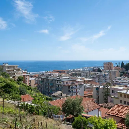 Laura By Interhome Sanremo